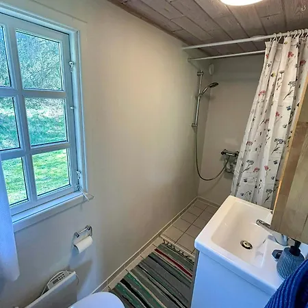 Traehytte Pa 1,9 Hektar Fredet Ved Rebild * Stovring