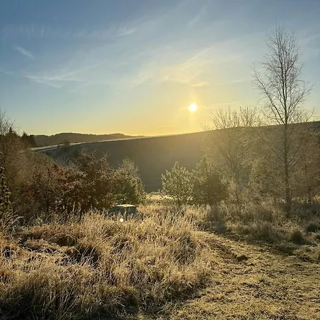 Traehytte Pa 1,9 Hektar Fredet Ved Rebild 度假居 Stovring